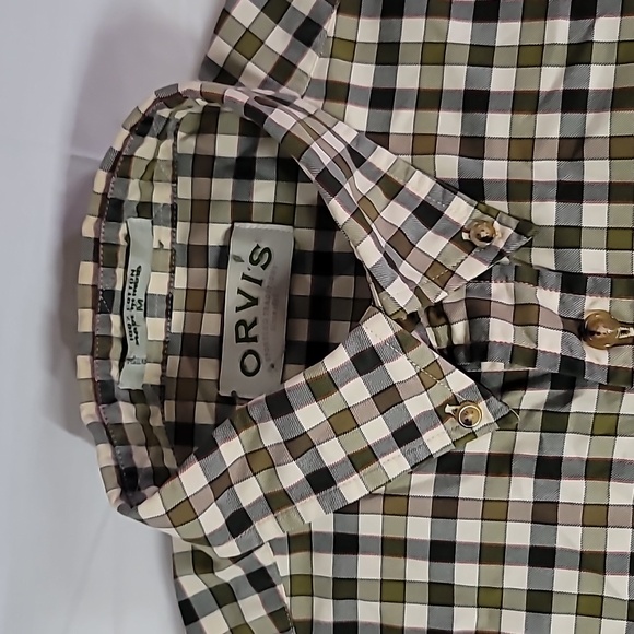 ORVIS Shirt Long Sleeve Button Front Outdoor Plaid Lightweight Size Medium - Picture 2 of 10
